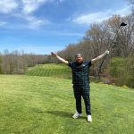 Andrew heureux d’être sur un terrain de golf